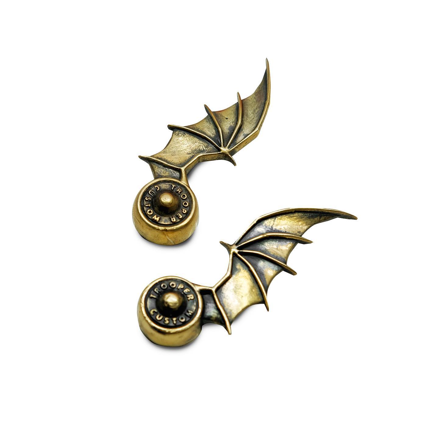 Button Bat Wing Troopercustom - for Universal Helmet